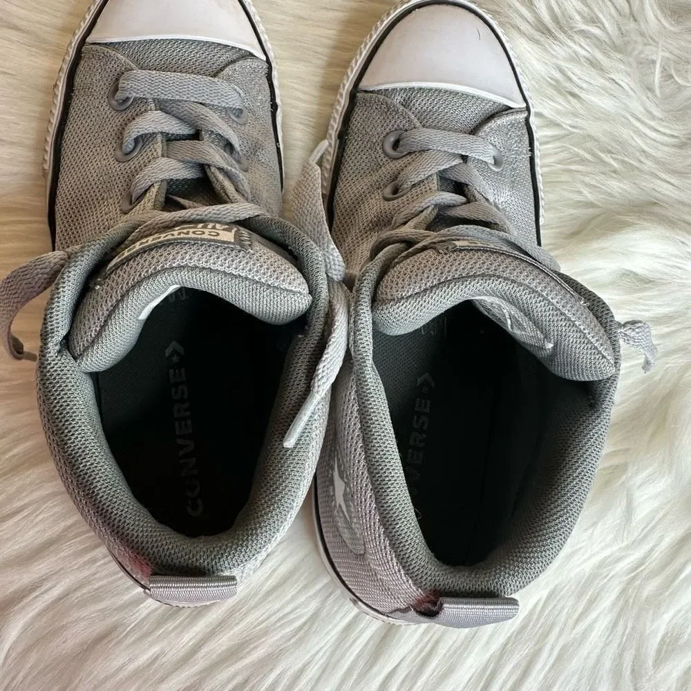 Converse Chuck Taylor All Stars Mid Tops Gray Size 3